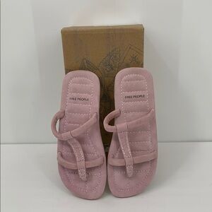 Free People Hadden flat slide sandal shoe pink suede thong strappy new 8.5